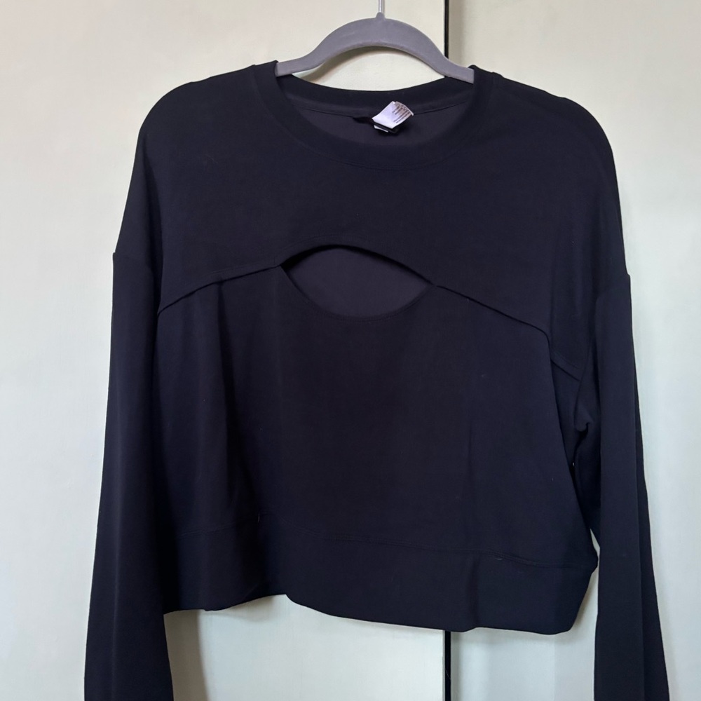 Women's Black Cutout Long-Sleeve Top